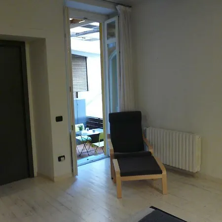 Cavour5 * Lecco